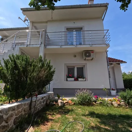 Lena Гостевой дом