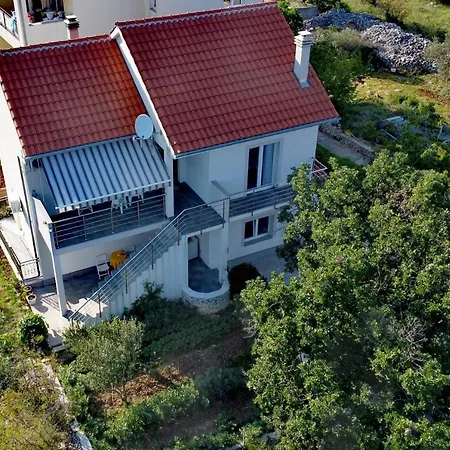 Casa de hóspedes Lena *