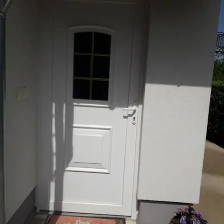 Lena Casa de hóspedes *