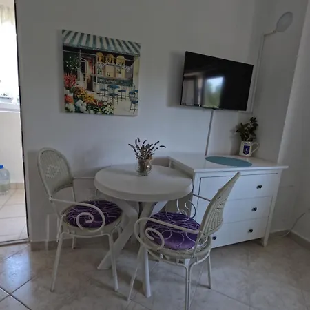 Lena Casa de hóspedes Šibenik
